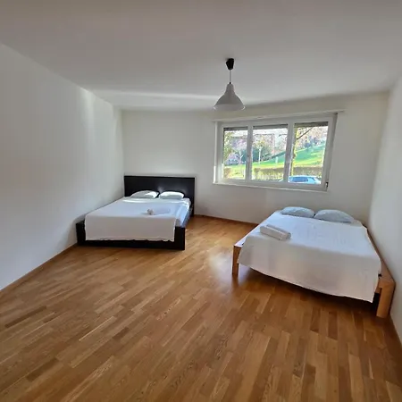 Large Flats, Center - Schd