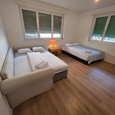 Large Flats, Center - Schd Appartement Zürich