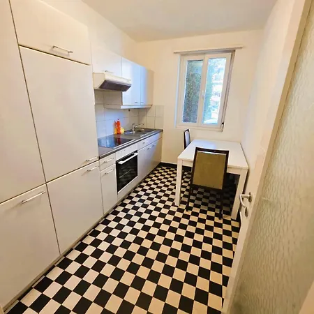 Large Flats, Center - Schd Appartement *
