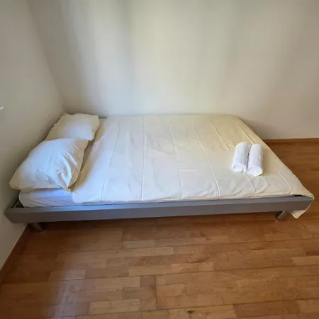 Large Flats, Center - Schd