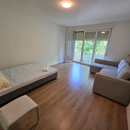 Large Flats, Center - Schd Appartement Zürich